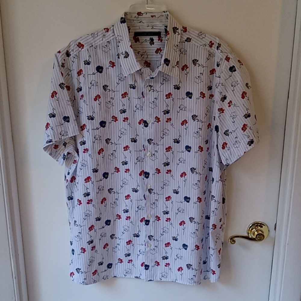 Perry Ellis Men's Floral Print Shirt